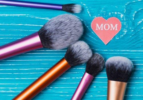 Best Makeup and Cosmetics Brands in Pakistan [Comprehensive 2023 Guide]